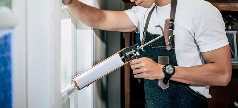 Window Caulking Contractor in Hollywood, FL