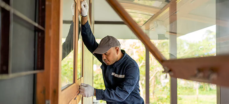 Double Hung Vinyl Window Sash Replacement in Hollywood, FL